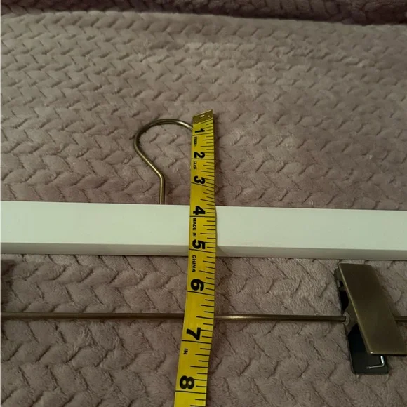 Loewe White wooden / metallic Hanger